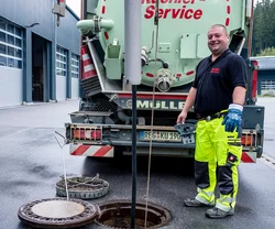Kanalreinigung in Weiding mit Spülfahrzeug